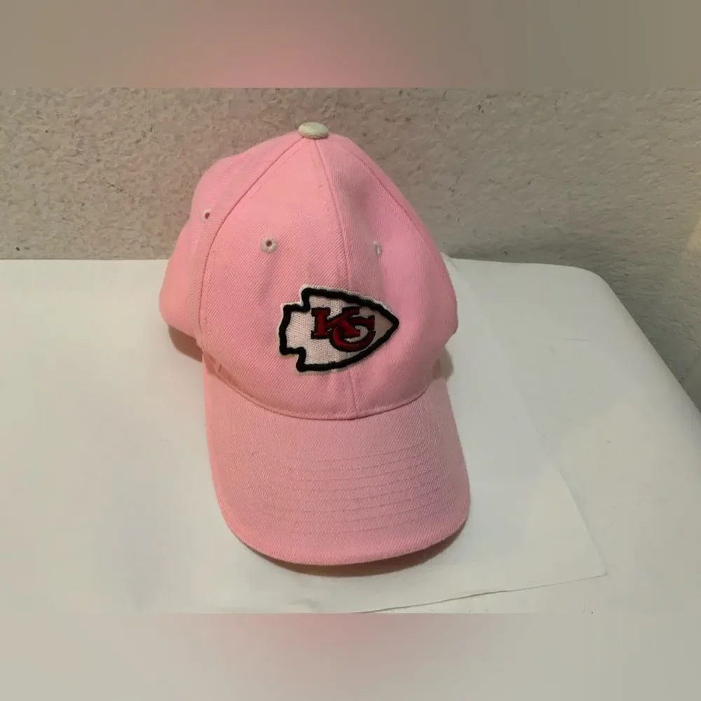 Kansas City Chiefs Hat pink ladies 80% acrylic 20% wool